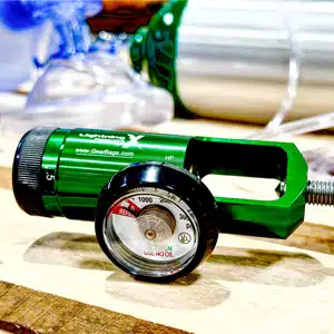 mini o2 oxygen tank valve regulator breathing cylinder o-15lpm 0-25 adjustable flow