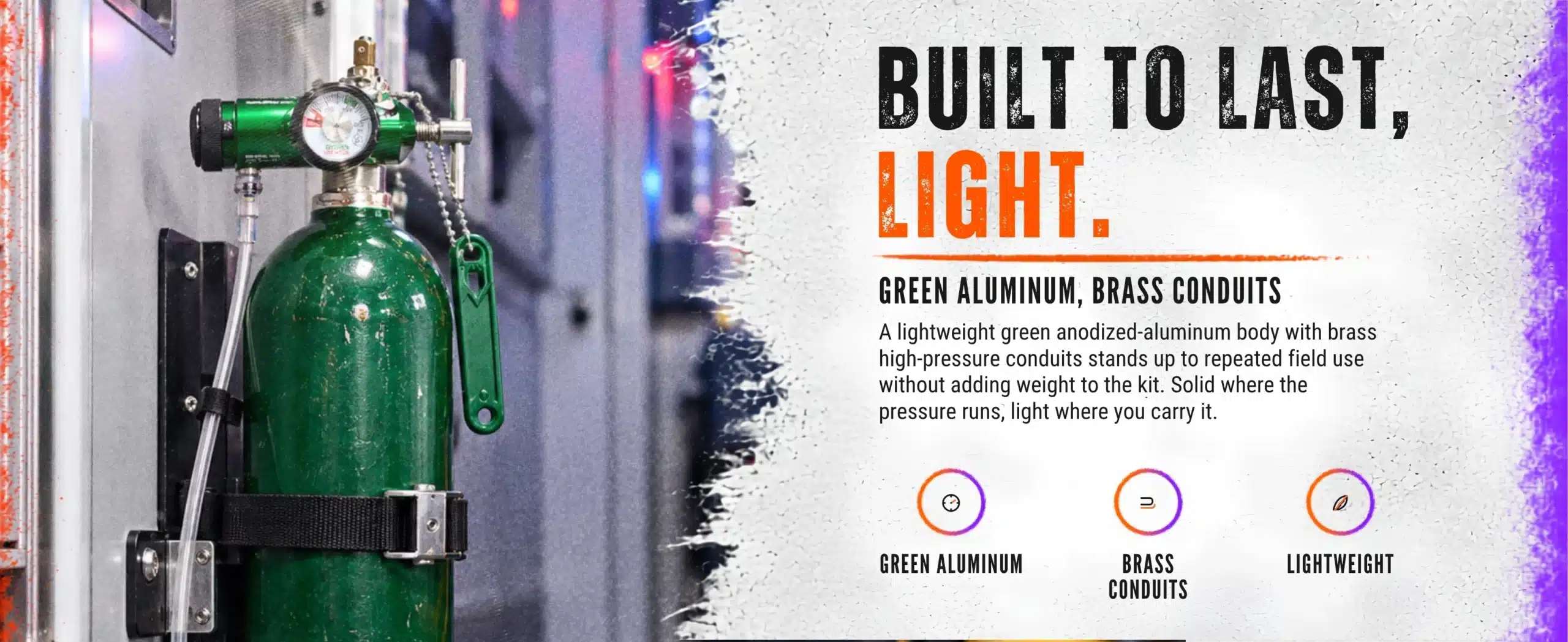 Green anodized aluminum mini O2 regulator body with brass high-pressure conduits